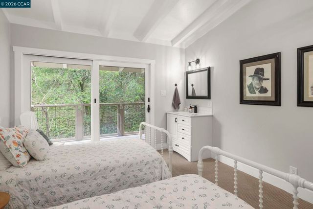 5461 Alhambra Valley Rd, Martinez, CA 94553