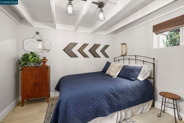 5461 Alhambra Valley Rd, Martinez, CA 94553