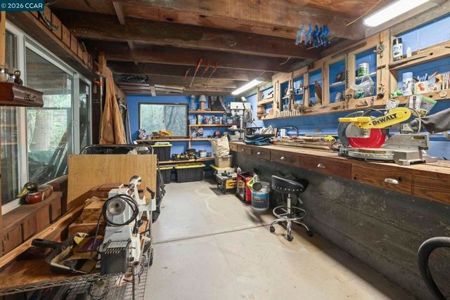 5461 Alhambra Valley Rd, Martinez, CA 94553