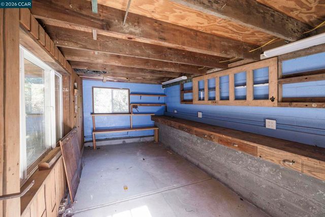 5461 Alhambra Valley Rd, Martinez, CA 94553