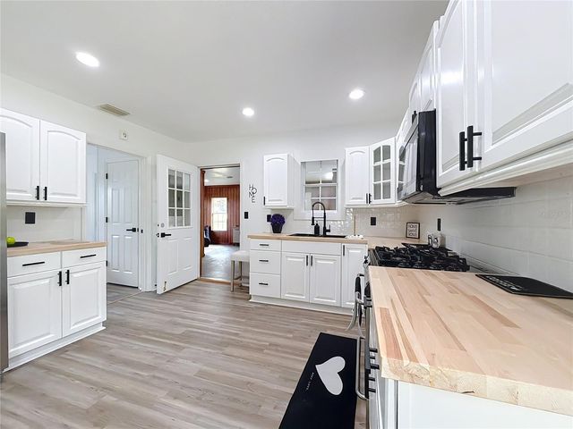 14090 162ND PLACE, Weirsdale, FL 32195