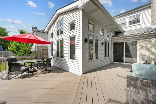1958 Mccraren Road, Highland Park, IL 60035
