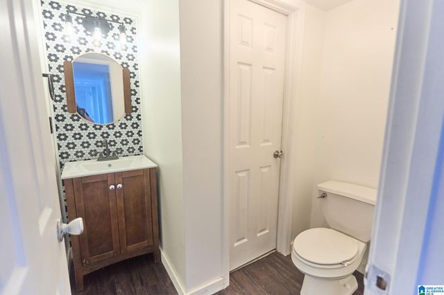 1303 HILLSBORO LANE, Helena, AL 35080