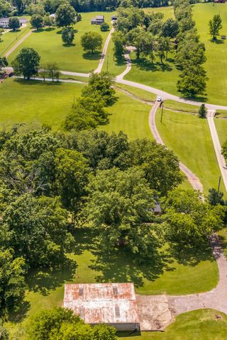 1204 Madison Creek Rd, Goodlettsville, TN 37072