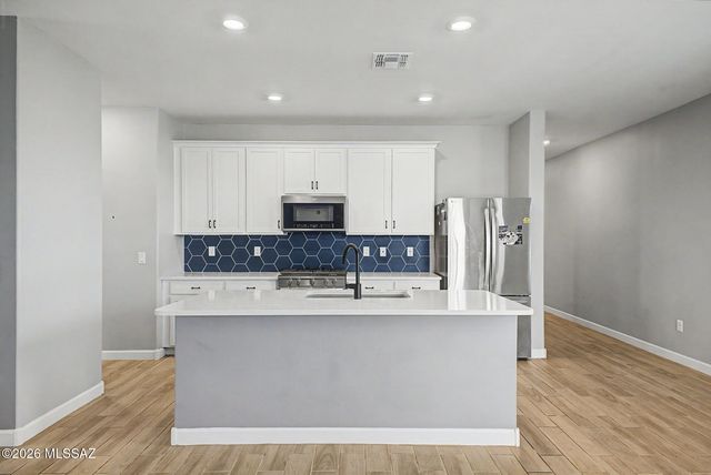 10596 W Harrigan Drive, Marana, AZ 85653
