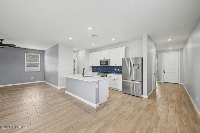 10596 W Harrigan Drive, Marana, AZ 85653