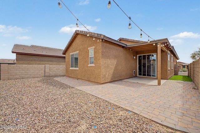 10596 W Harrigan Drive, Marana, AZ 85653