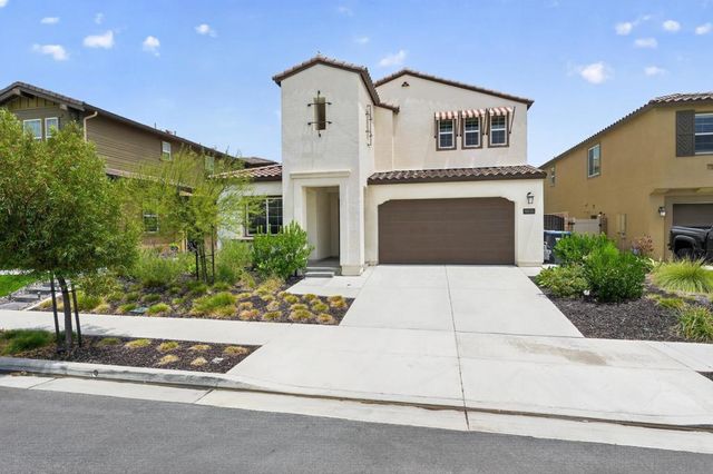 38226 Old Creek, Murrieta, CA 92563