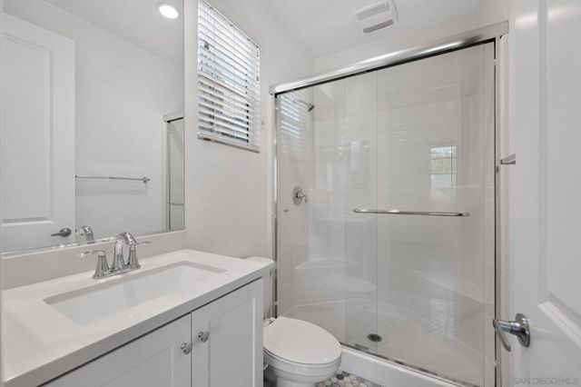 38226 Old Creek, Murrieta, CA 92563