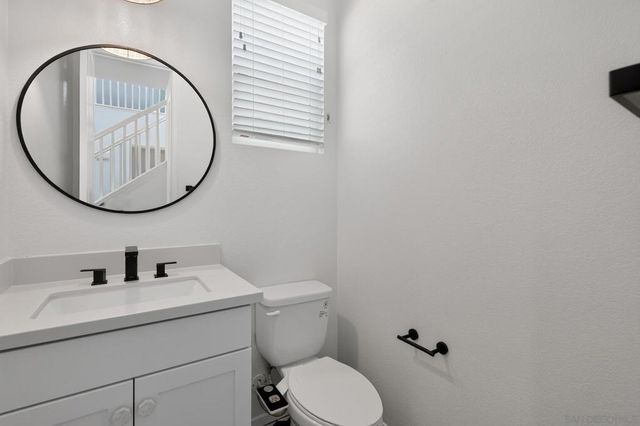 38226 Old Creek, Murrieta, CA 92563