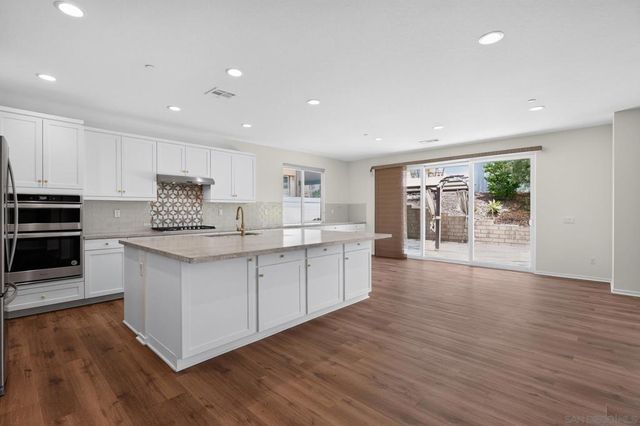 38226 Old Creek, Murrieta, CA 92563