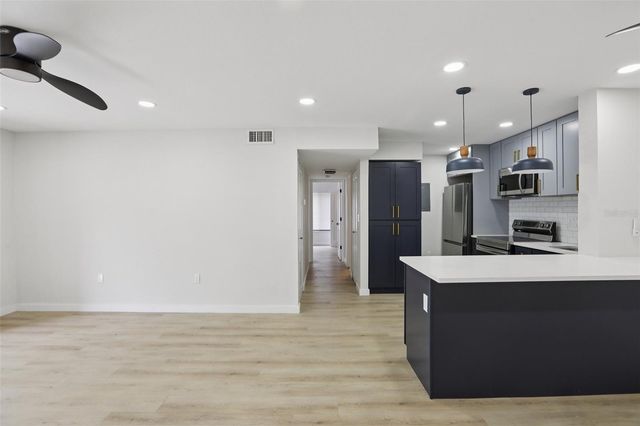 3232 LAKE PINE WAY E A2, Tarpon Springs, FL 34688