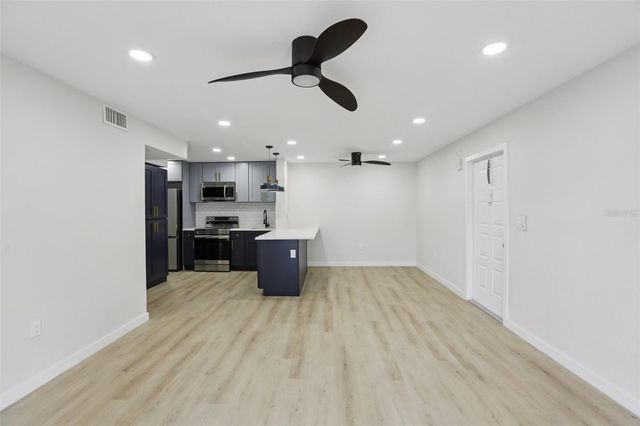 3232 LAKE PINE WAY E A2, Tarpon Springs, FL 34688