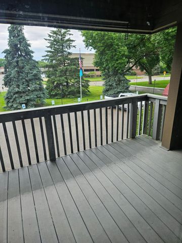 2800 Hamline Avenue N 229, Roseville, MN 55113