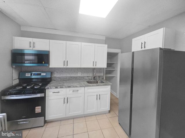 3200 NORMOUNT AVE, Baltimore, MD 21216