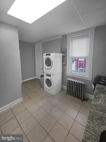3200 NORMOUNT AVE, Baltimore, MD 21216