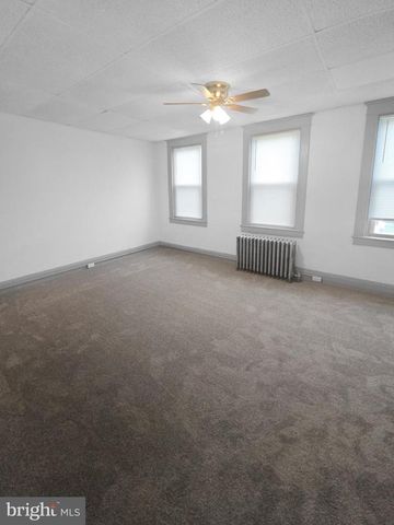 3200 NORMOUNT AVE, Baltimore, MD 21216