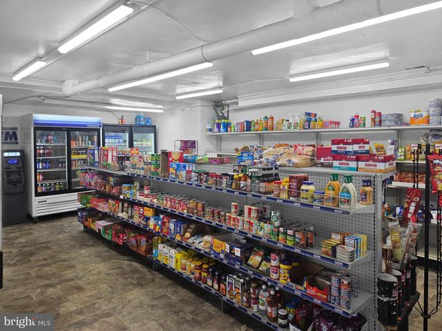 3200 NORMOUNT AVE, Baltimore, MD 21216