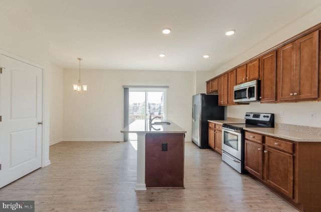 172 DREXEL CT, Martinsburg, WV 25404