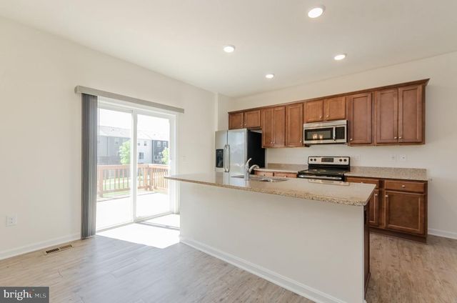 172 DREXEL CT, Martinsburg, WV 25404