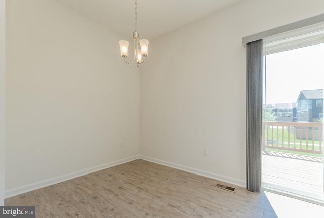 172 DREXEL CT, Martinsburg, WV 25404