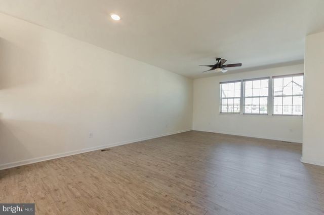 172 DREXEL CT, Martinsburg, WV 25404