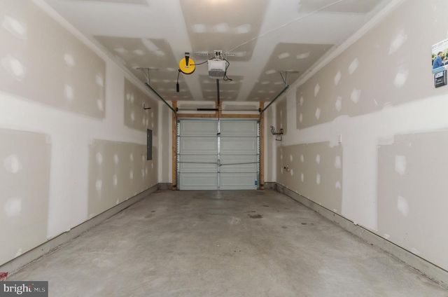 172 DREXEL CT, Martinsburg, WV 25404