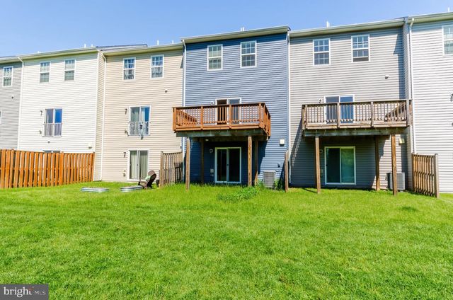 172 DREXEL CT, Martinsburg, WV 25404