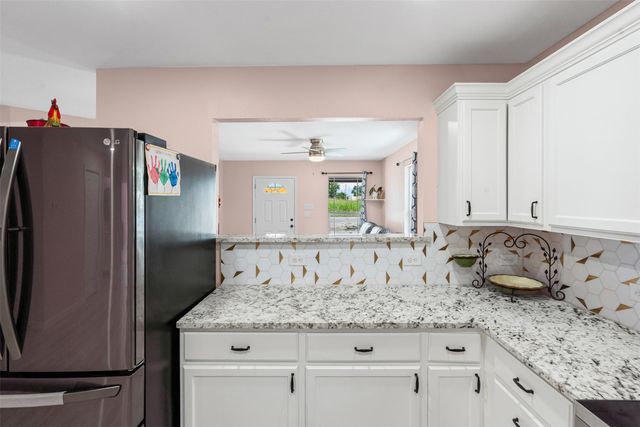 104 S Wall Street, Itasca, TX 76055