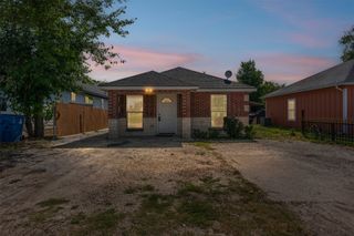 104 S Wall Street, Itasca, TX 76055