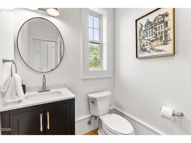 4930 Sw COAST Ave, Lincoln City, OR 97367