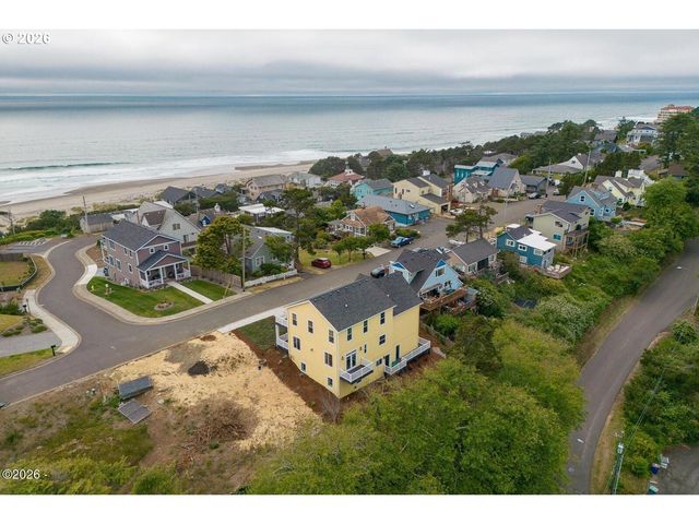 4930 Sw COAST Ave, Lincoln City, OR 97367