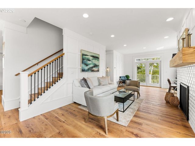 4930 Sw COAST Ave, Lincoln City, OR 97367