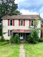 2016 2nd St, South Connellsville, PA 15425