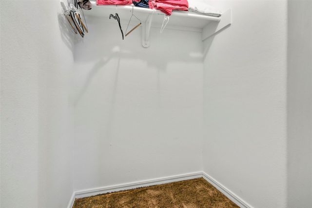 240 Parkside Loop, Brookeland, TX 75931