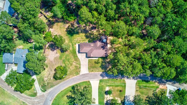 240 Parkside Loop, Brookeland, TX 75931