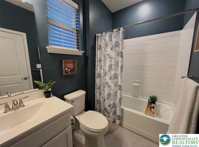 8035 Keystone Drive, Upper Macungie Twp, PA 18031