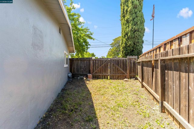 2678 Mayfair Ave, Concord, CA 94520