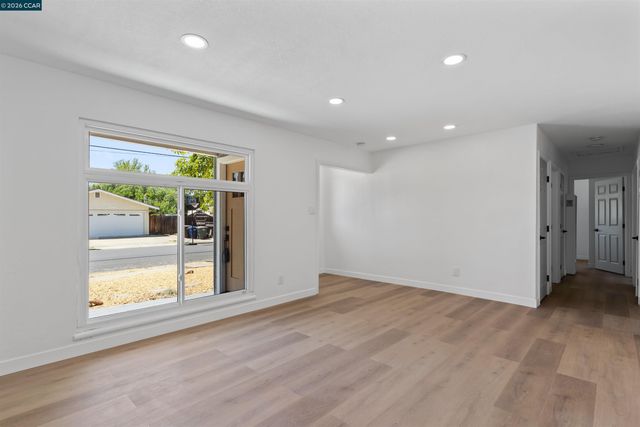 2678 Mayfair Ave, Concord, CA 94520