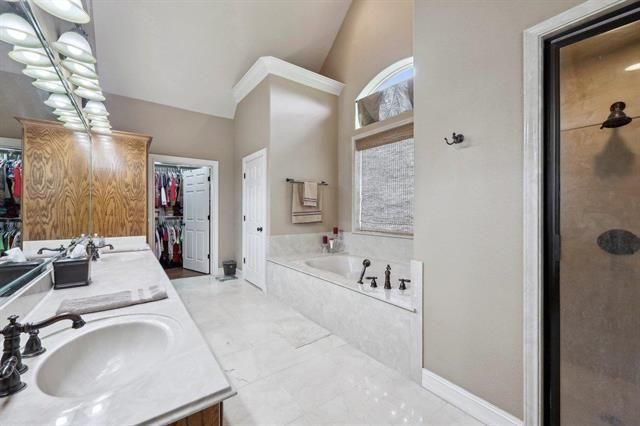 2014 Fish Lake Road, Kountze, TX 77625