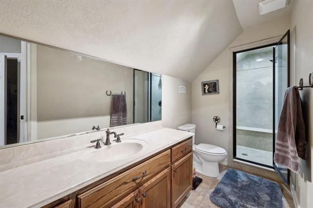 2014 Fish Lake Road, Kountze, TX 77625