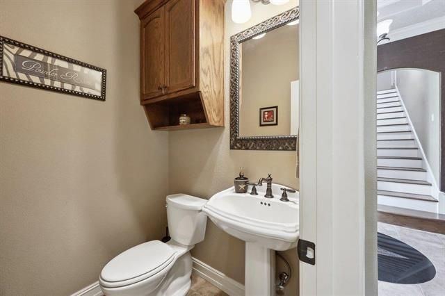 2014 Fish Lake Road, Kountze, TX 77625