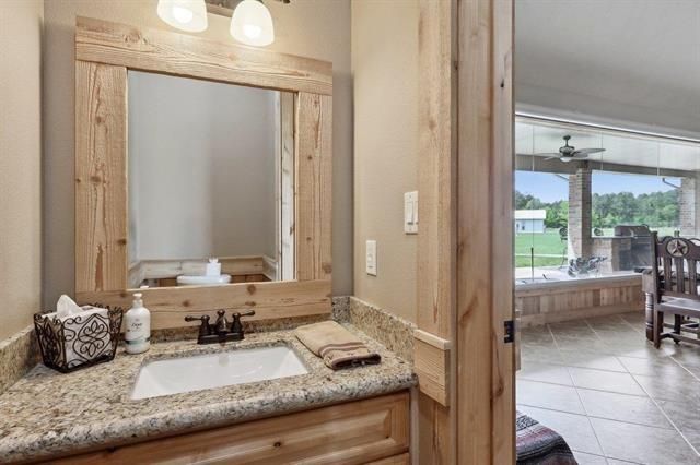 2014 Fish Lake Road, Kountze, TX 77625