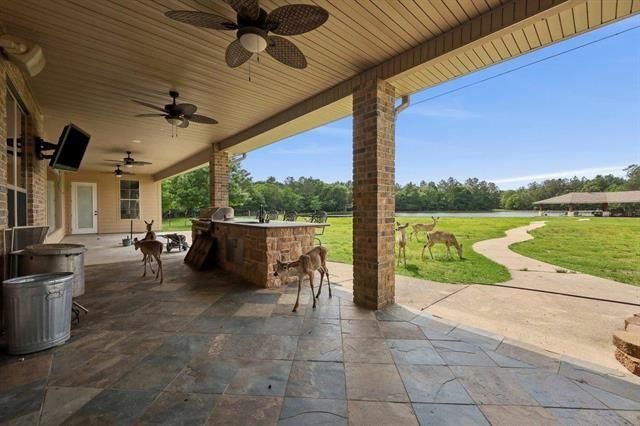2014 Fish Lake Road, Kountze, TX 77625