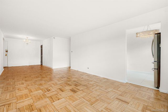 94-30 60th Avenue 1H, Elmhurst, NY 11373