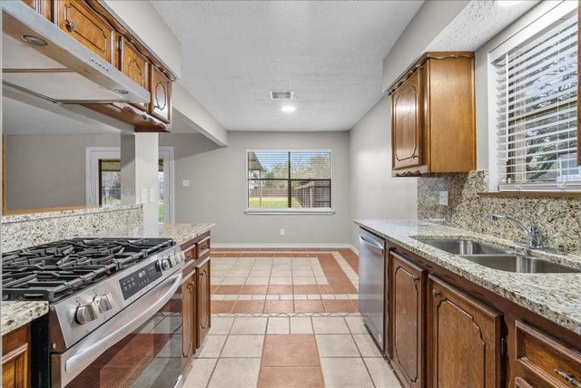 537 Keith Avenue, Houston, TX 77504