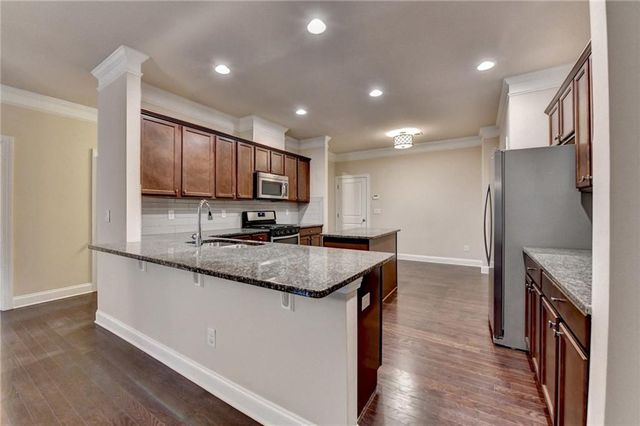 11619 Davenport Lane, Alpharetta, GA 30005