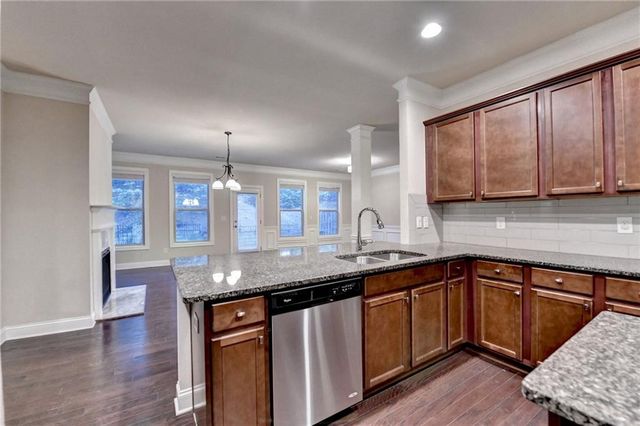 11619 Davenport Lane, Alpharetta, GA 30005