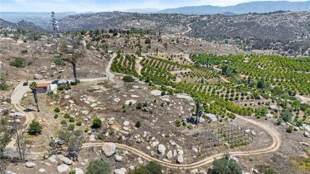 1252 Rancho Luiseno, Escondido, CA 92026