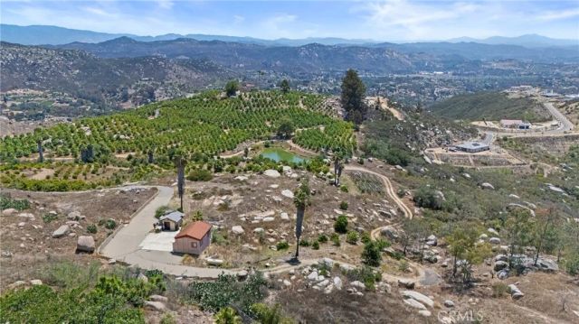 1252 Rancho Luiseno, Escondido, CA 92026